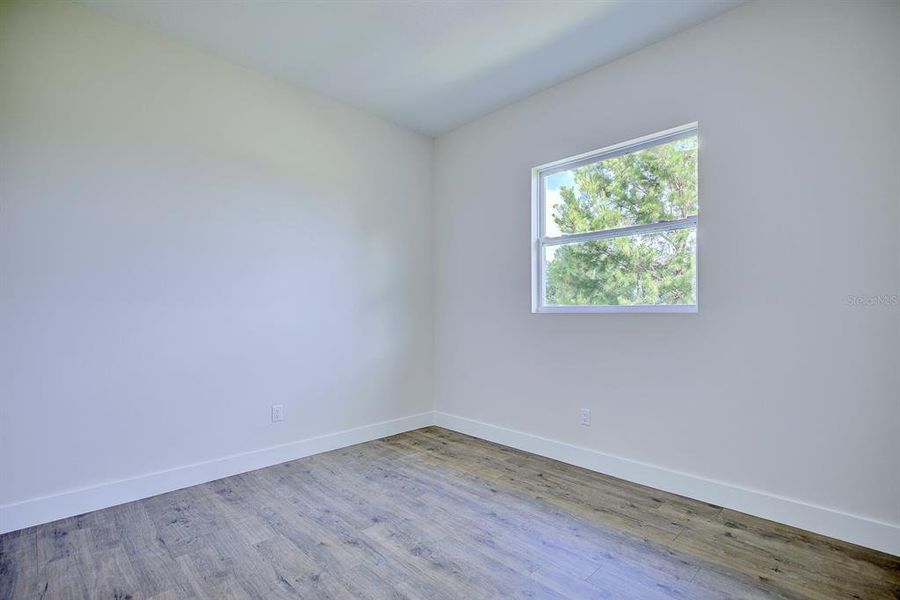 Spacious, unfurnished interior of a new home in , Sebring (Image 22).