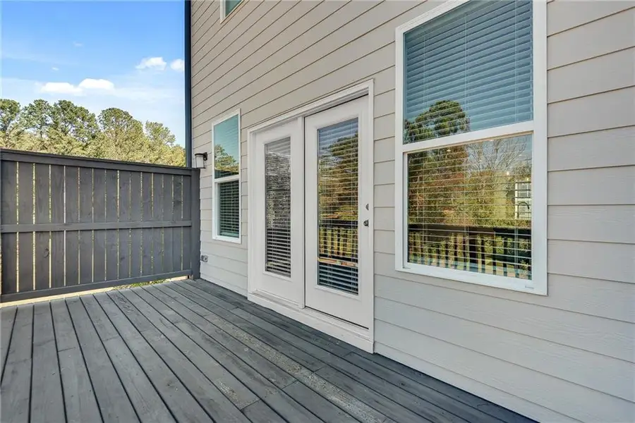 Exterior details and patio area of a home in Waverly at Buice Lake, Acworth (Image 4). Exterior details and patio area of a home in Waverly at Buice Lake, Acworth (Image 4).