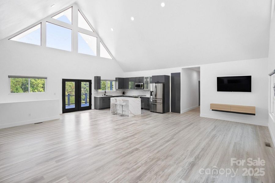 Spacious, unfurnished interior of a new home in , Rutherfordton (Image 13).