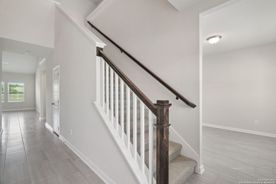 Spacious, unfurnished interior of a new home in Legendary Trails - Classic Series, Cibolo (Image 20). Spacious, unfurnished interior of a new home in Legendary Trails - Classic Series, Cibolo (Image 20).