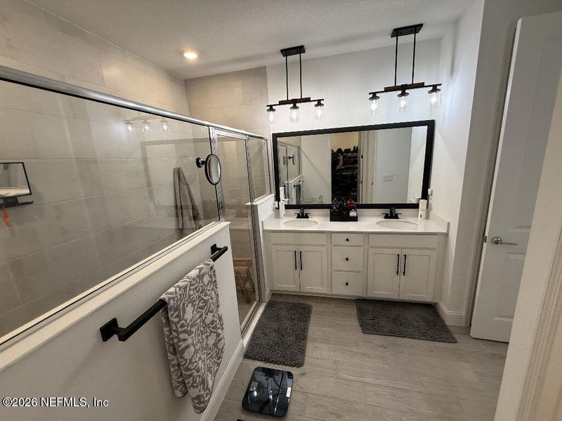 Furnished interior view inside a new home in Tributary, Yulee (Image 12).