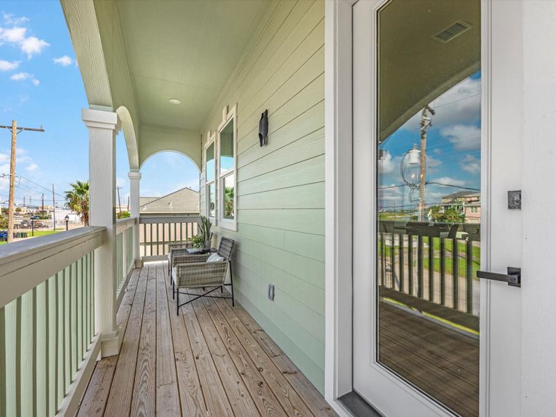 Balcony spacious enough for patio furniture. Imagine enjoying a warm cup ofcoffee or a glass of wine on this balcony of bliss! Balcony spacious enough for patio furniture. Imagine enjoying a warm cup ofcoffee or a glass of wine on this balcony of bliss!