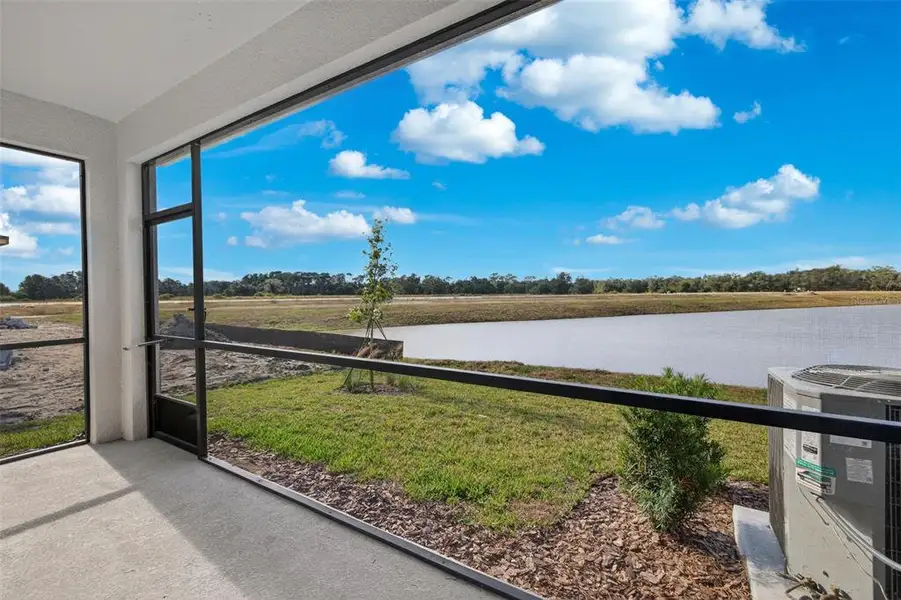 Exterior details and patio area of a home in Crosswind Ranch, Parrish (Image 4).