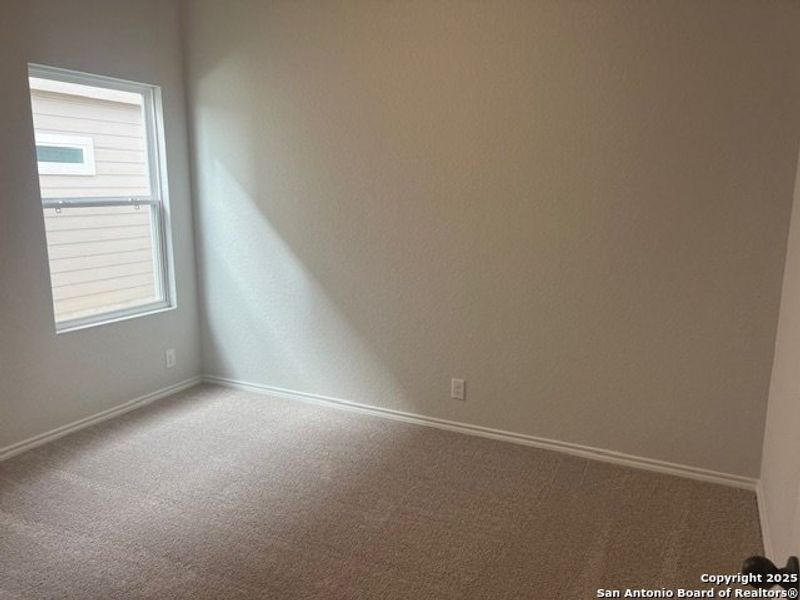 Spacious, unfurnished interior of a new home in Cordova Trails, Seguin (Image 11).