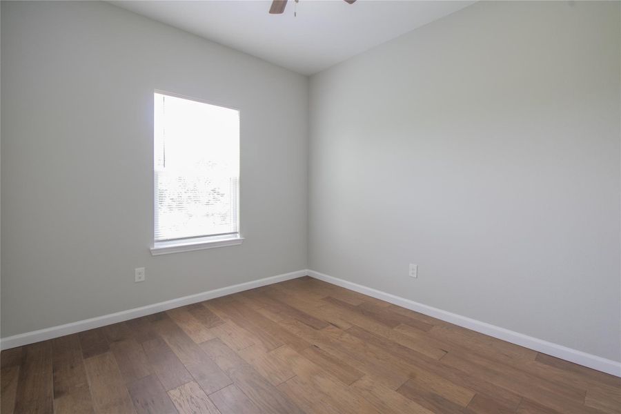 Image 10 of a home in .