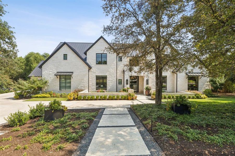 Image 33 of a home in . Image 33 of a home in .