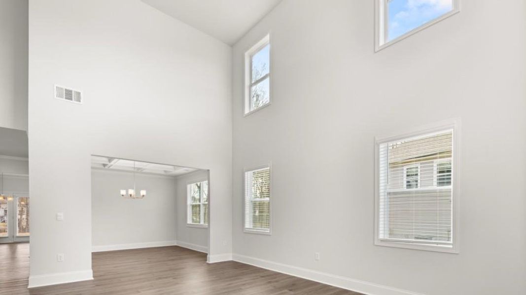 Spacious, unfurnished interior of a new home in Haven Abbey, Cumming (Image 14).