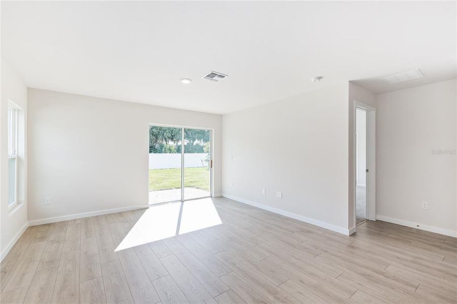 Spacious, unfurnished interior of a new home in Central Parc, North Port (Image 8).