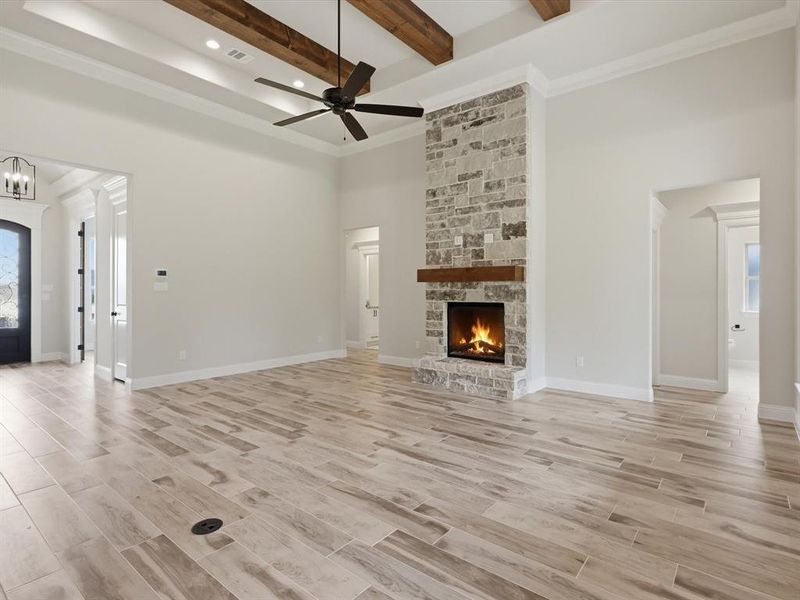 Spacious, unfurnished interior of a new home in , Granbury (Image 34).