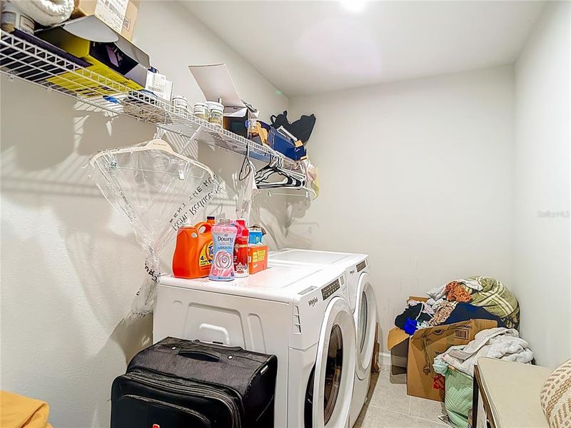 Furnished interior view inside a new home in , Lutz (Image 9).