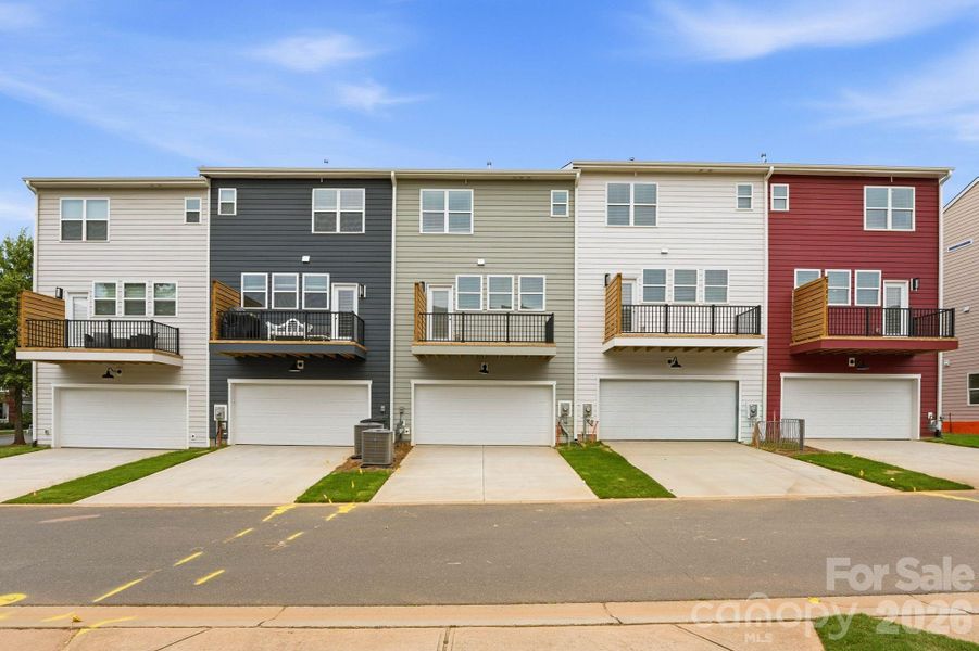 Pictures are of 4043 Bass River (Lot 5) Finishes May Vary