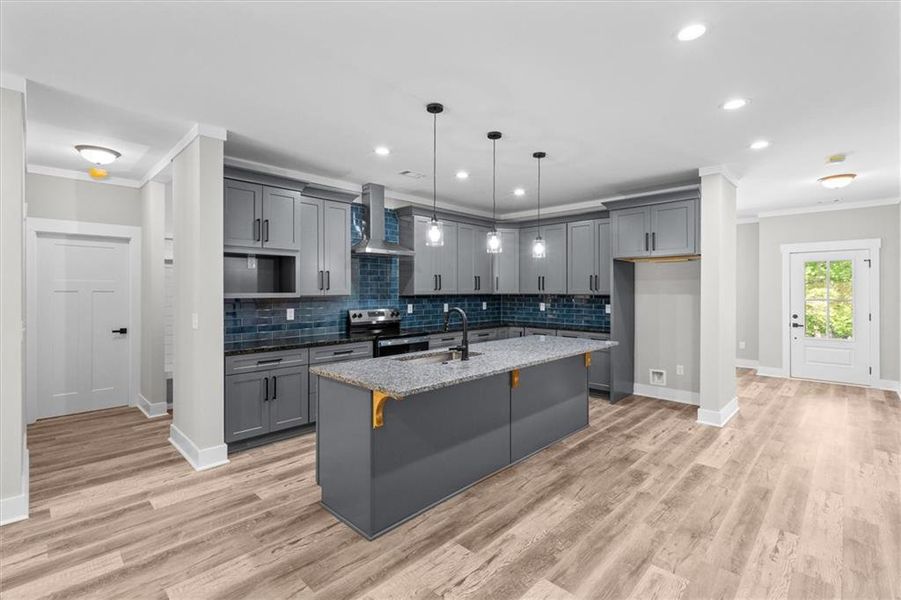 Furnished interior view inside a new home in , Villa Rica (Image 8).