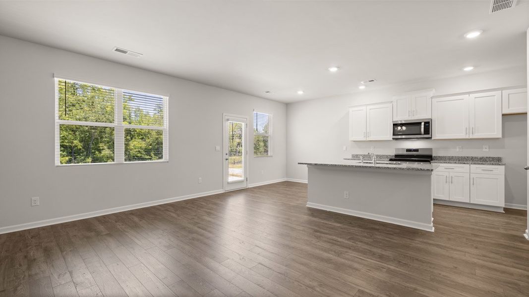 Spacious, unfurnished interior of a new home in The Islands, Beech Island (Image 21).