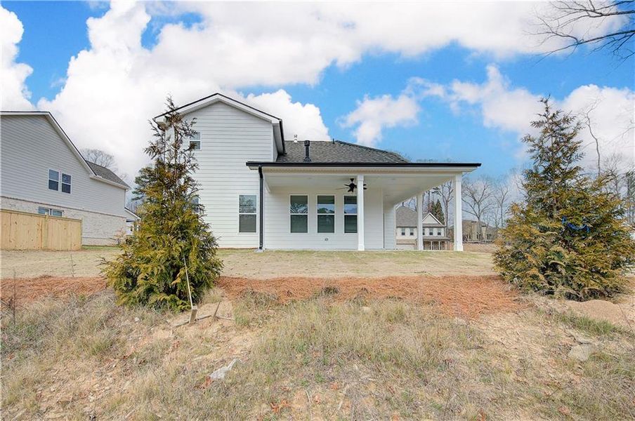 Exterior details and patio area of a home in Hamilton Lakes, Lawrenceville (Image 3).