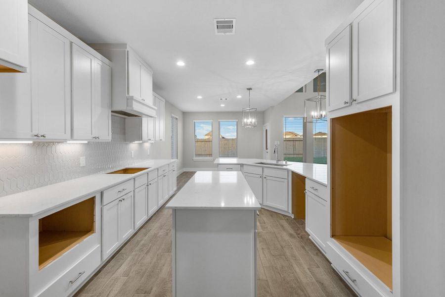 Furnished interior view inside a new home in Briarwood Crossing, Rosenberg (Image 13).