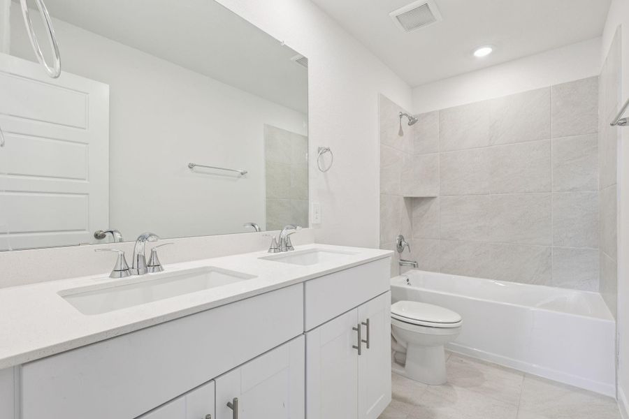 Furnished interior view inside a new home in Southwinds, Baytown (Image 3). Furnished interior view inside a new home in Southwinds, Baytown (Image 3).