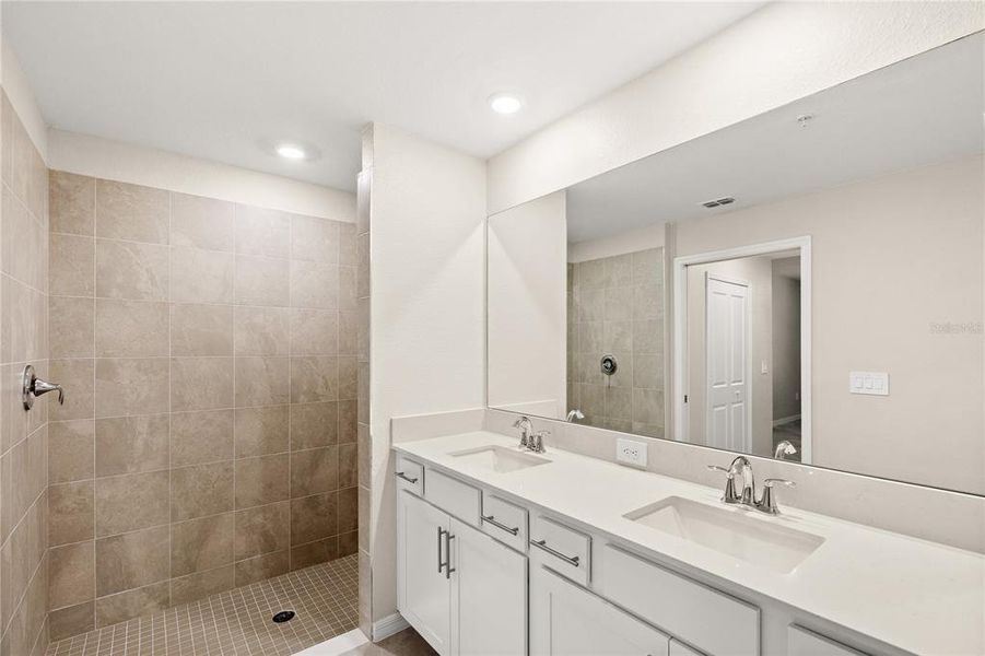 Furnished interior view inside a new home in Calusa Country Club, Lakewood Ranch (Image 17).