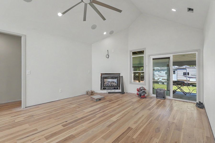 Spacious, unfurnished interior of a new home in , Moncks Corner (Image 38).