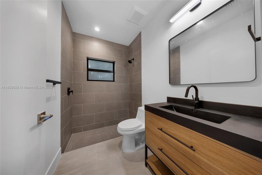 Furnished interior view inside a new home in , Miami (Image 5).