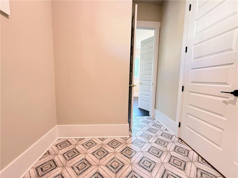 Spacious, unfurnished interior of a new home in , Jefferson (Image 25).