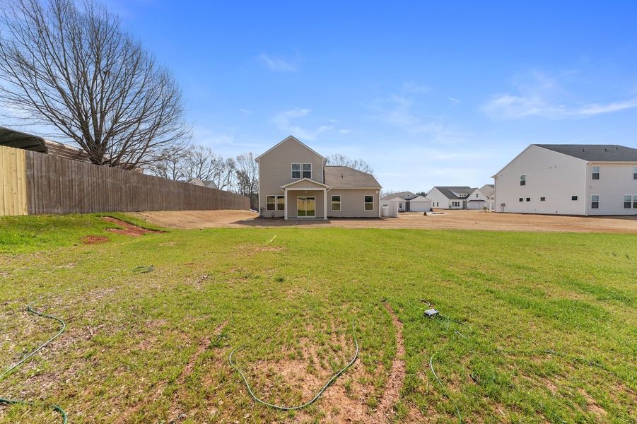 Exterior details and patio area of a home in Dove Hollow, Chesnee (Image 4).