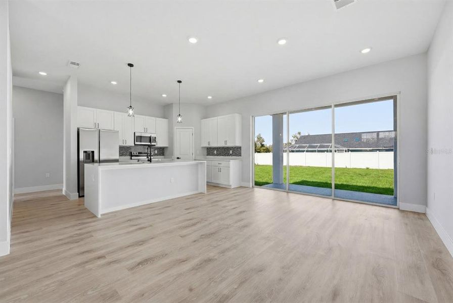 Spacious, unfurnished interior of a new home in , Ocala (Image 38).