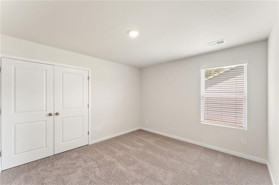 Spacious, unfurnished interior of a new home in Hawthorne Reserve, Dallas (Image 22).