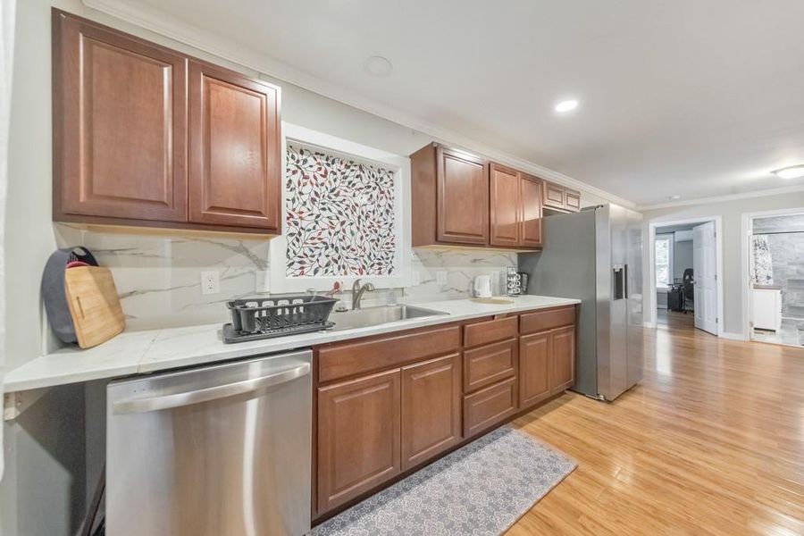 Furnished interior view inside a new home in , Silver Creek (Image 20). Furnished interior view inside a new home in , Silver Creek (Image 20).