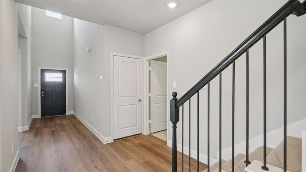 Spacious, unfurnished interior of a new home in Windmore, Princeton (Image 27).