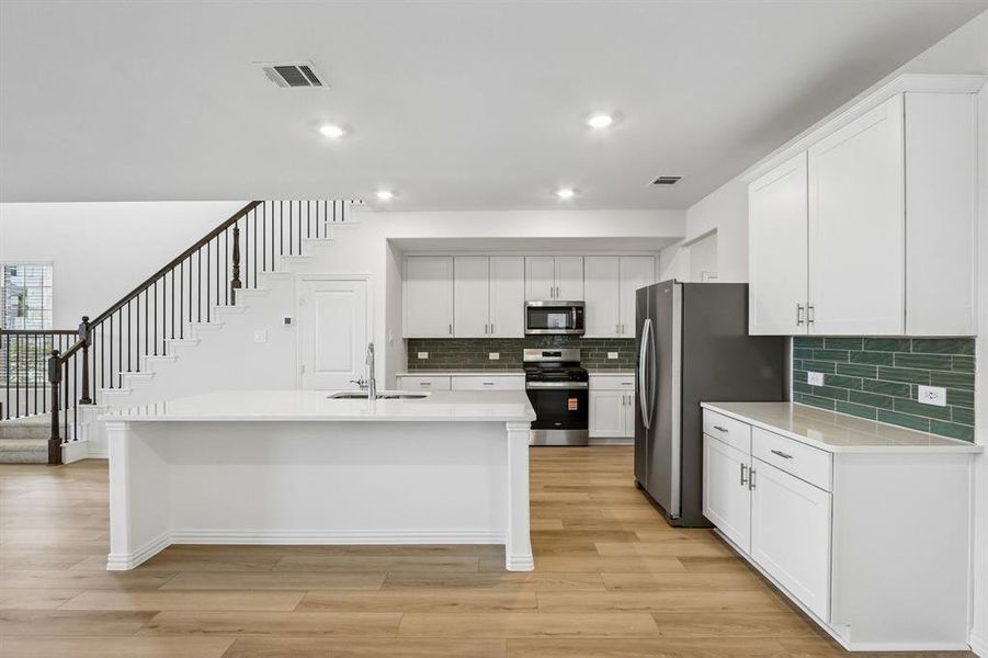 Furnished interior view inside a new home in Oak Ridge Park, Corinth (Image 6).