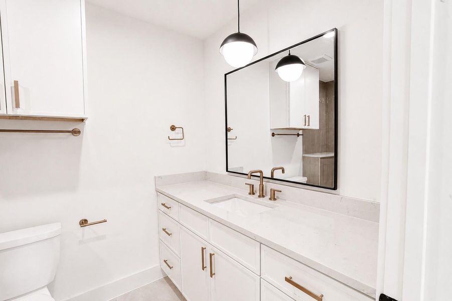 Secondary bathroom vanity Secondary bathroom vanity