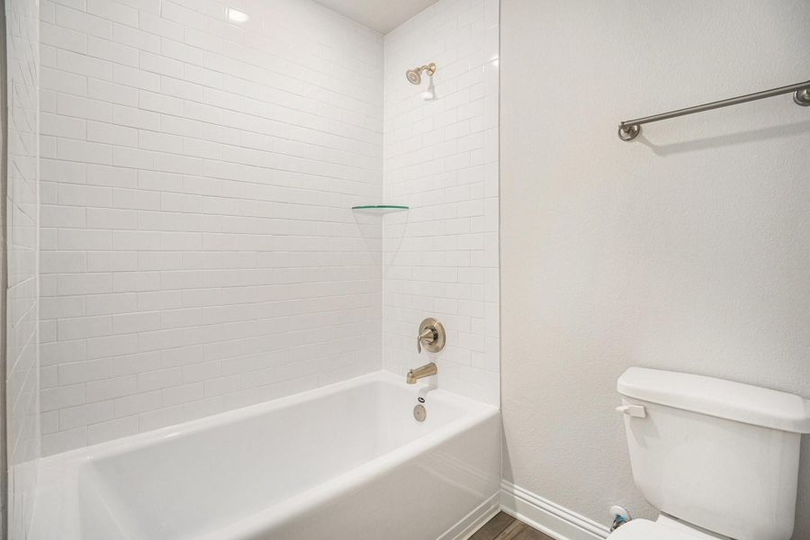 Image 16 of a home in Lago Mar. Image 16 of a home in Lago Mar.