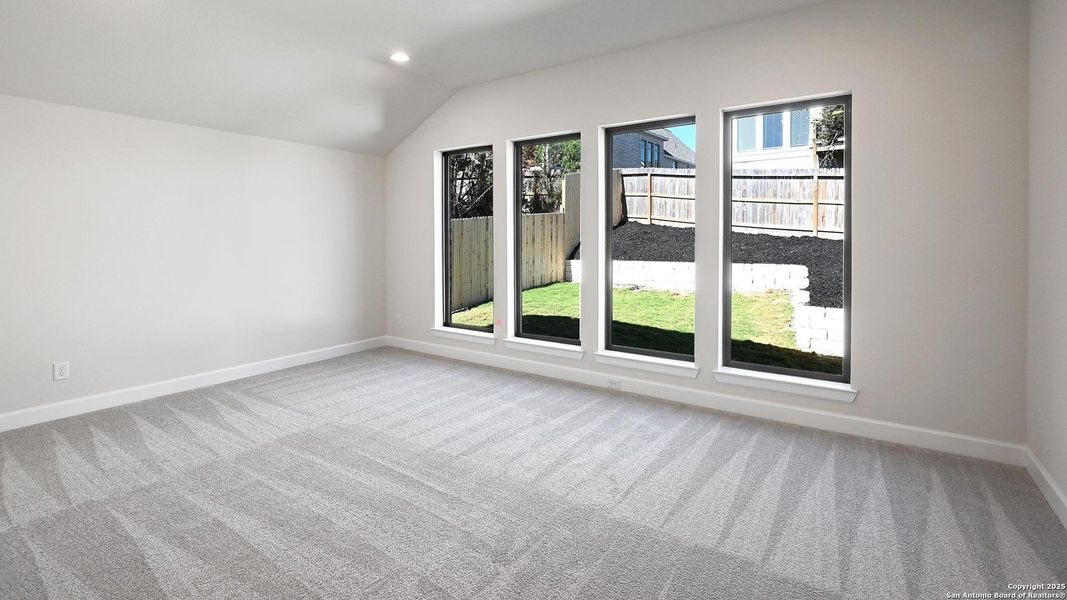 Spacious, unfurnished interior of a new home in Kinder Ranch 70', San Antonio (Image 18). Spacious, unfurnished interior of a new home in Kinder Ranch 70', San Antonio (Image 18).