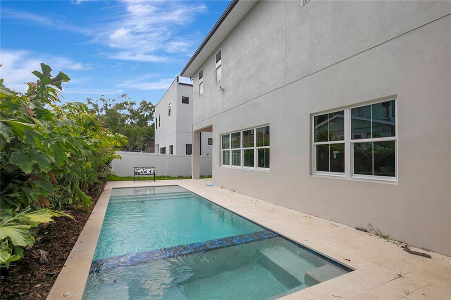 Exterior details and patio area of a home in , Tampa (Image 30).