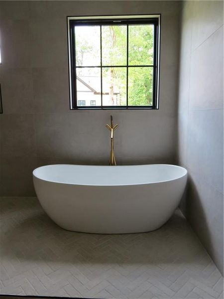 Close-up of interior finishes inside a home in , Acworth (Image 40).