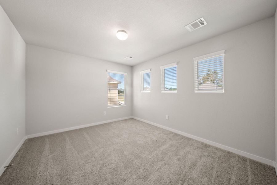 Spacious, unfurnished interior of a new home in Cypresswood Landing, Humble (Image 12).