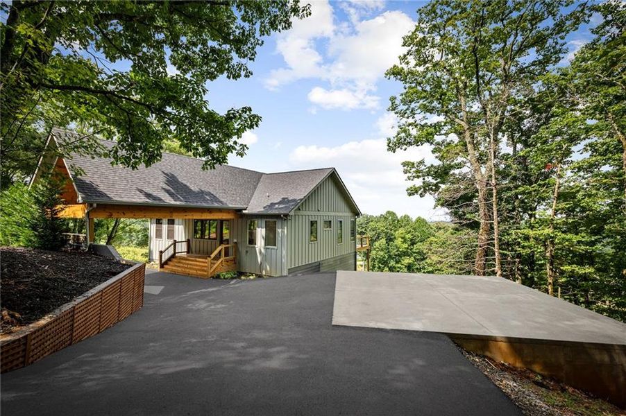 Exterior details and patio area of a home in , Morganton (Image 34).