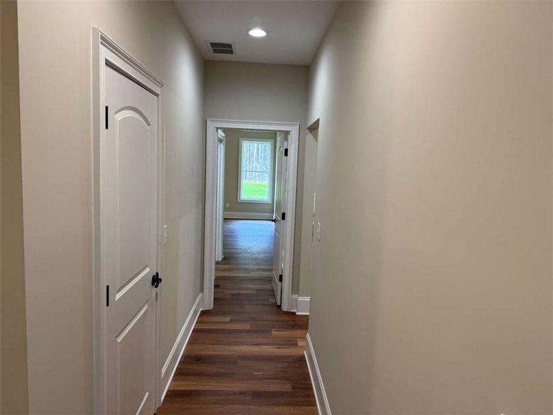 Spacious, unfurnished interior of a new home in , Mansfield (Image 20).