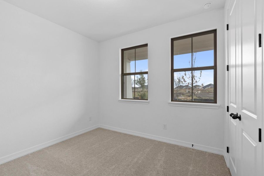 Spacious, unfurnished interior of a new home in Austin Point, Richmond (Image 18).