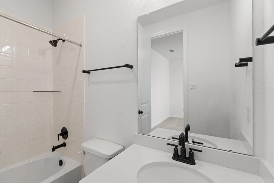 Sample product photo. Actual exterior and interior selections may vary by homesite. Photo may be virtually staged.