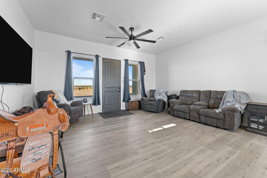 22-web-or-mls-DSC06827