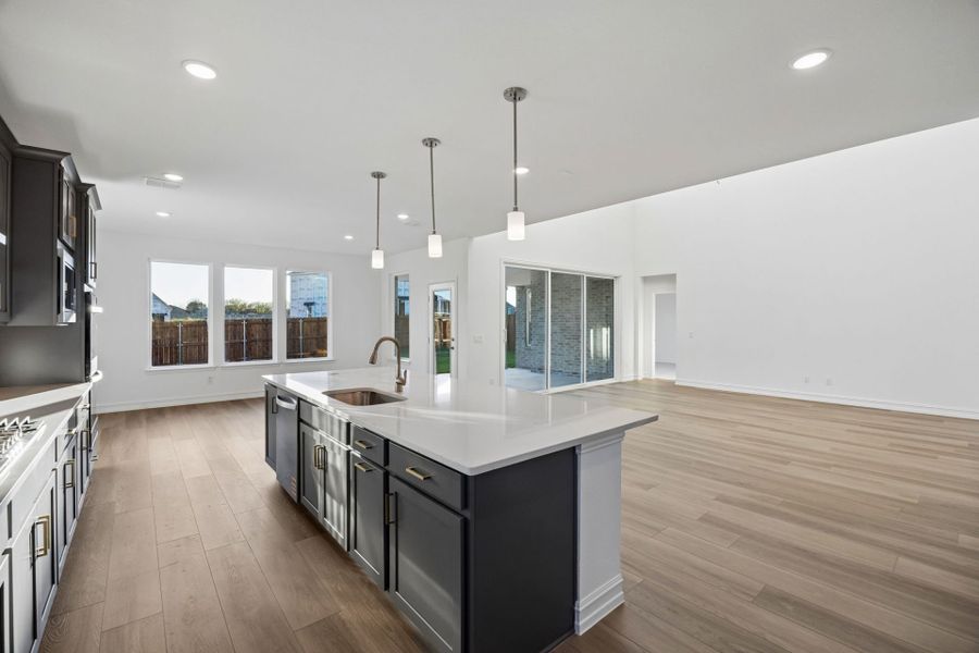 Representative furnished interior of a home built from the Oglesby by Pulte Homes in Pinnacle at Legacy Hills, Celina (Image 8).
