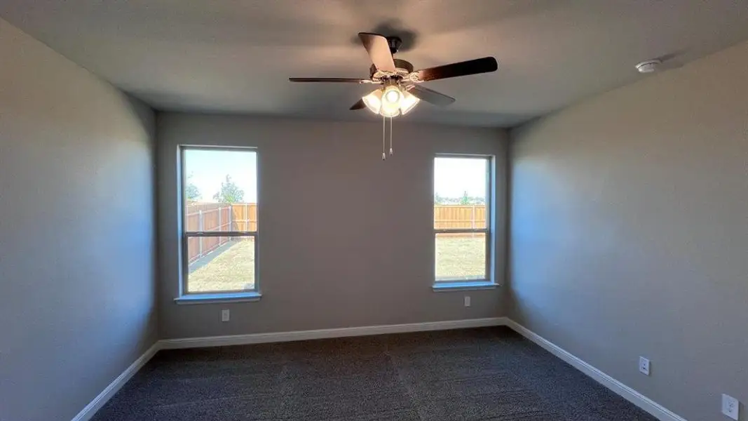 Spacious, unfurnished interior of a new home in Bluestem, Rhome (Image 14).