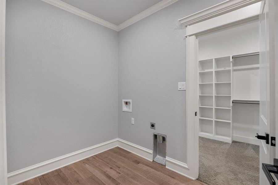 Spacious, unfurnished interior of a new home in , Tyler (Image 26).