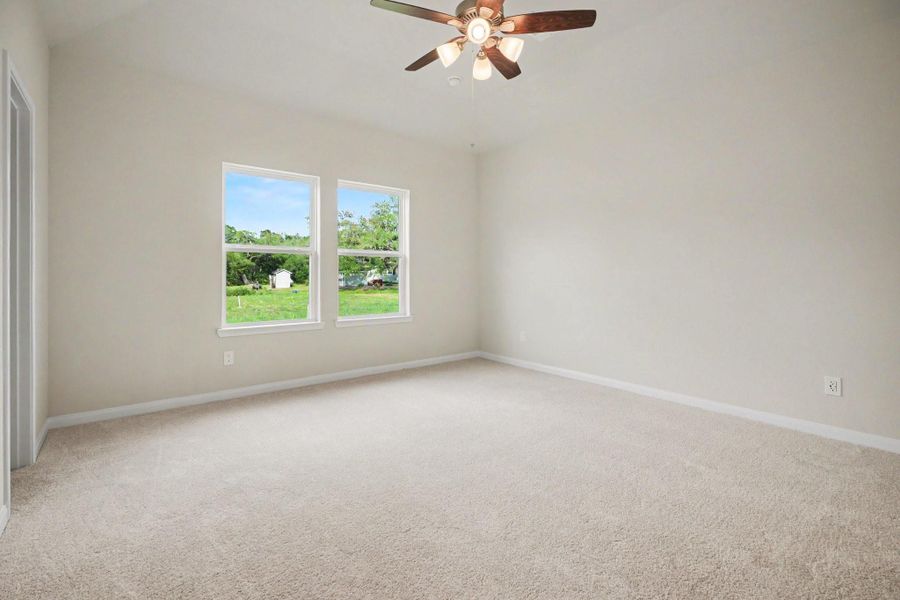 Spacious, unfurnished interior of a new home in Little River Ranch, Bay City (Image 25). Spacious, unfurnished interior of a new home in Little River Ranch, Bay City (Image 25).