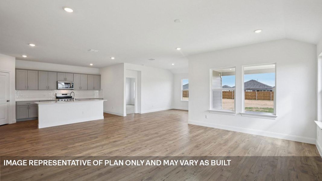 Representative unfurnished interior of a home built from the The Grayson by D.R. Horton in Railhead, Cedar Creek (Image 21).