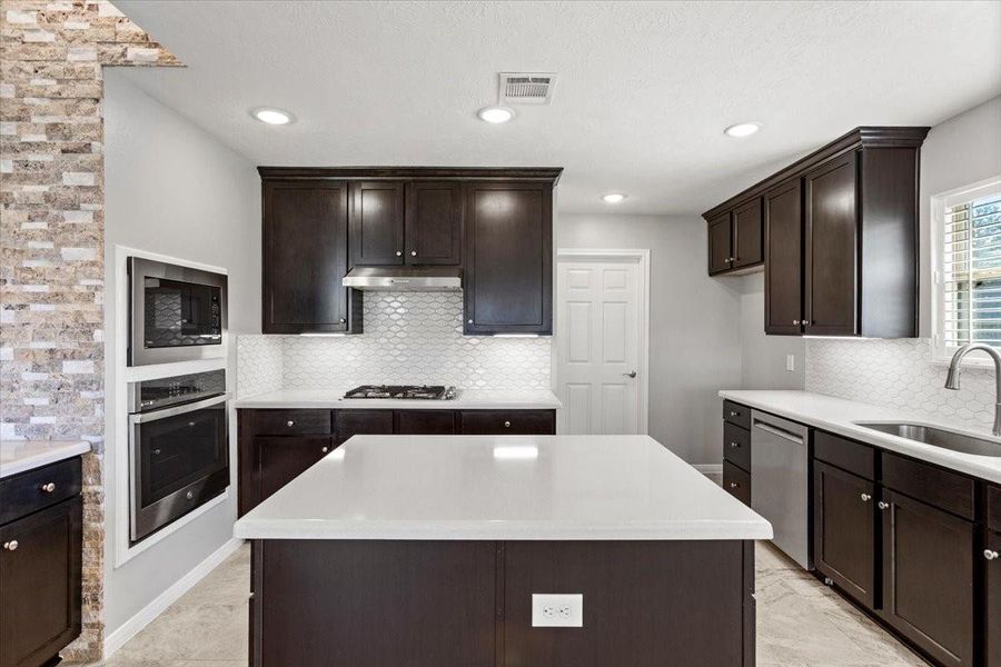 Furnished interior view inside a new home in , League City (Image 3). Furnished interior view inside a new home in , League City (Image 3).