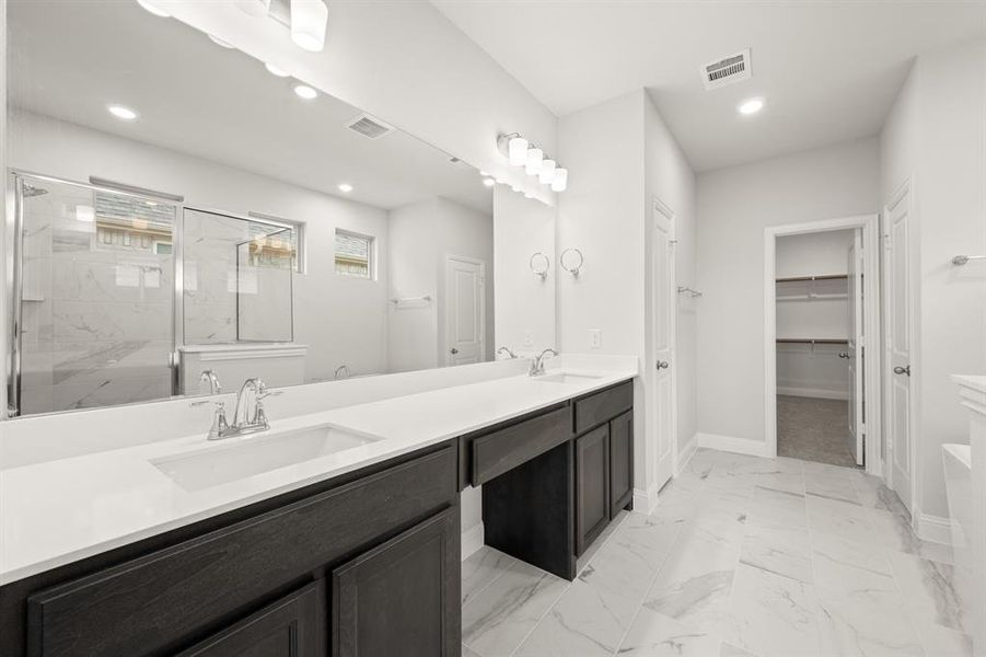 725 Carriage- Primary Suite-3