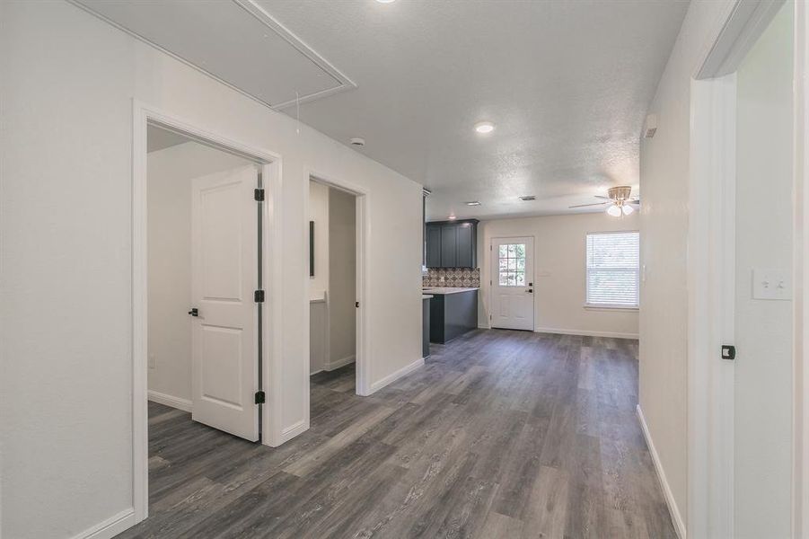 Spacious, unfurnished interior of a new home in , Alvarado (Image 20).