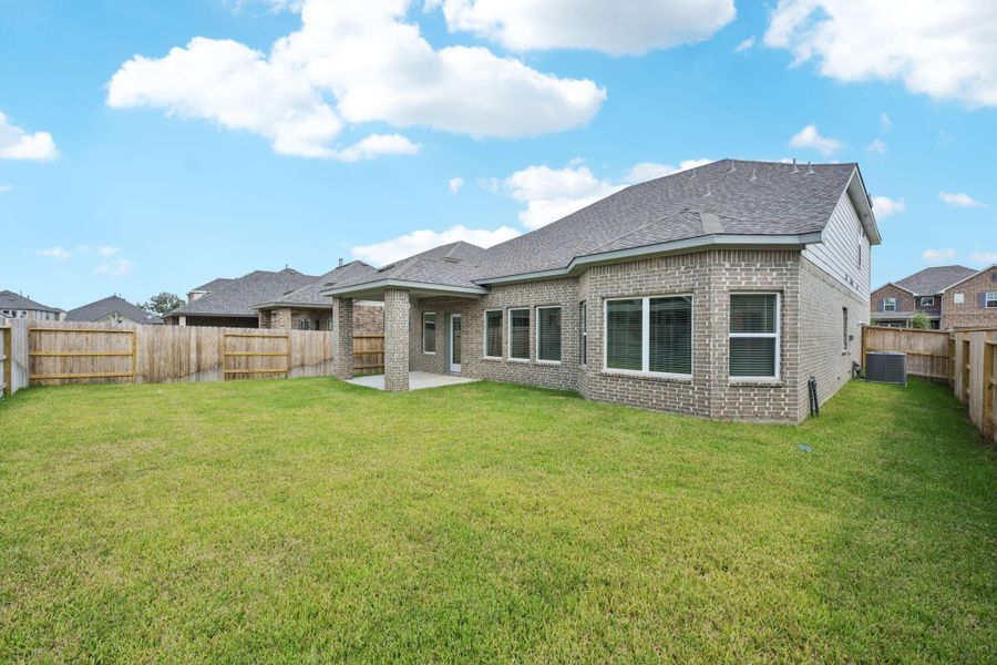 Exterior details and patio area of a home in Kingdom Heights, Rosenberg (Image 27). Exterior details and patio area of a home in Kingdom Heights, Rosenberg (Image 27).